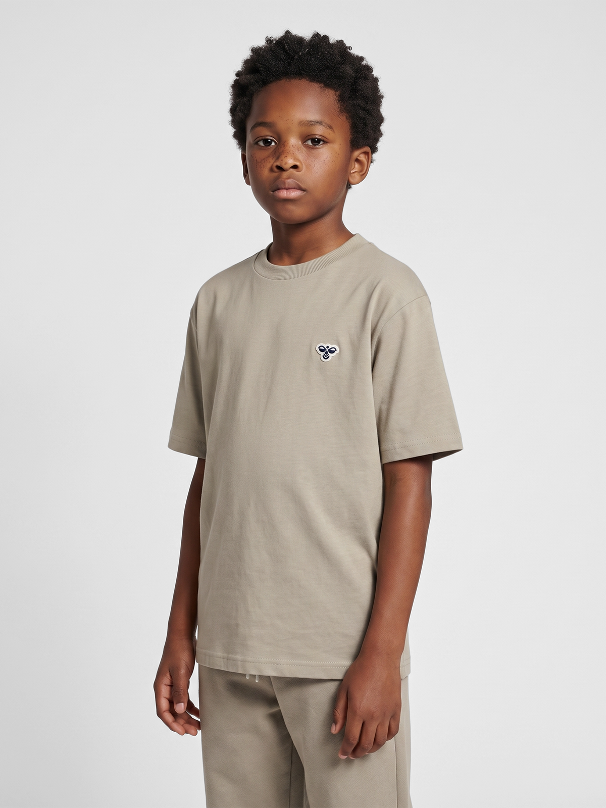 hmlJR LOOSE T-SHIRT S/S BEE
