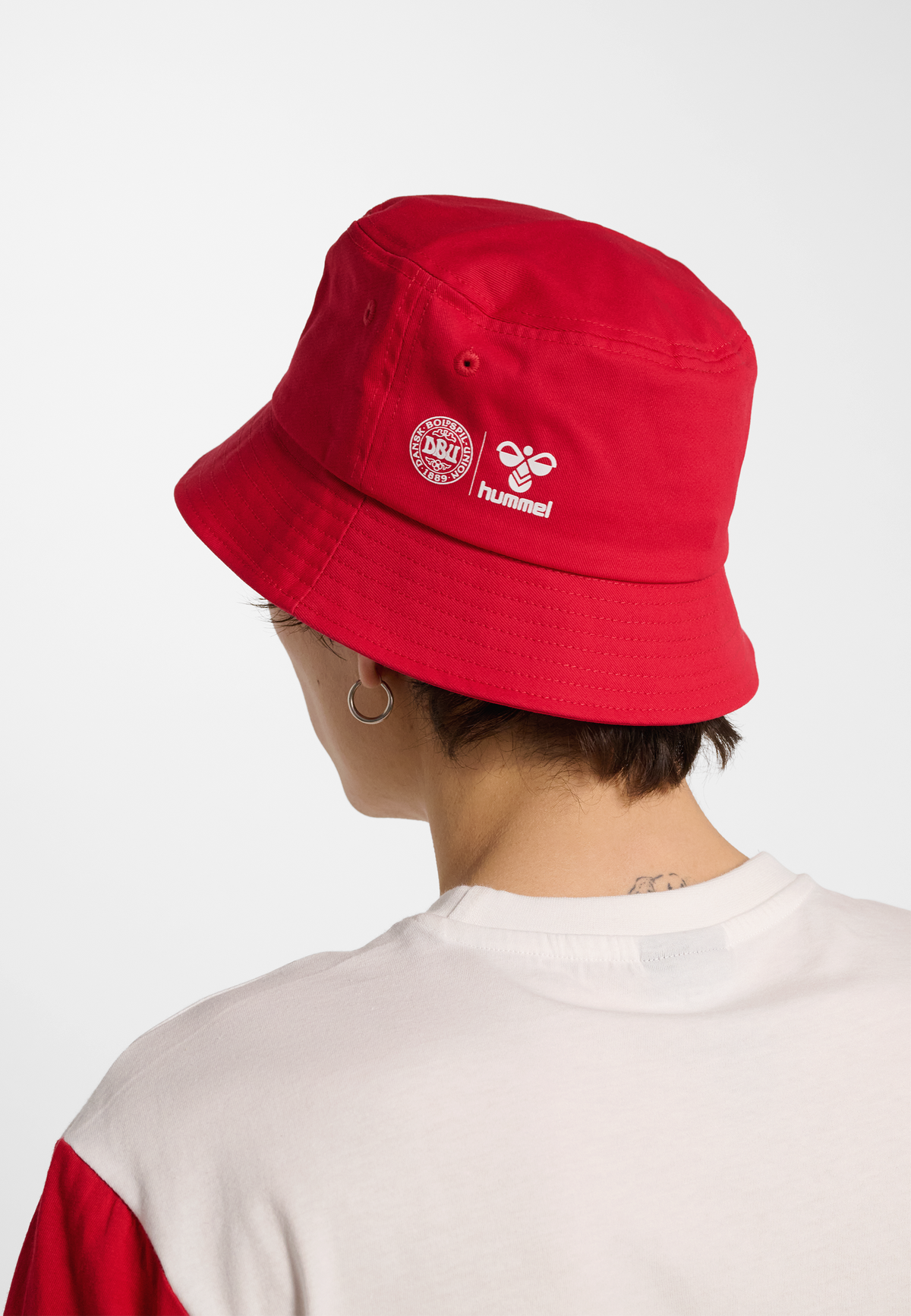 DBU 26 FAN DYNAMITE BUCKET HAT