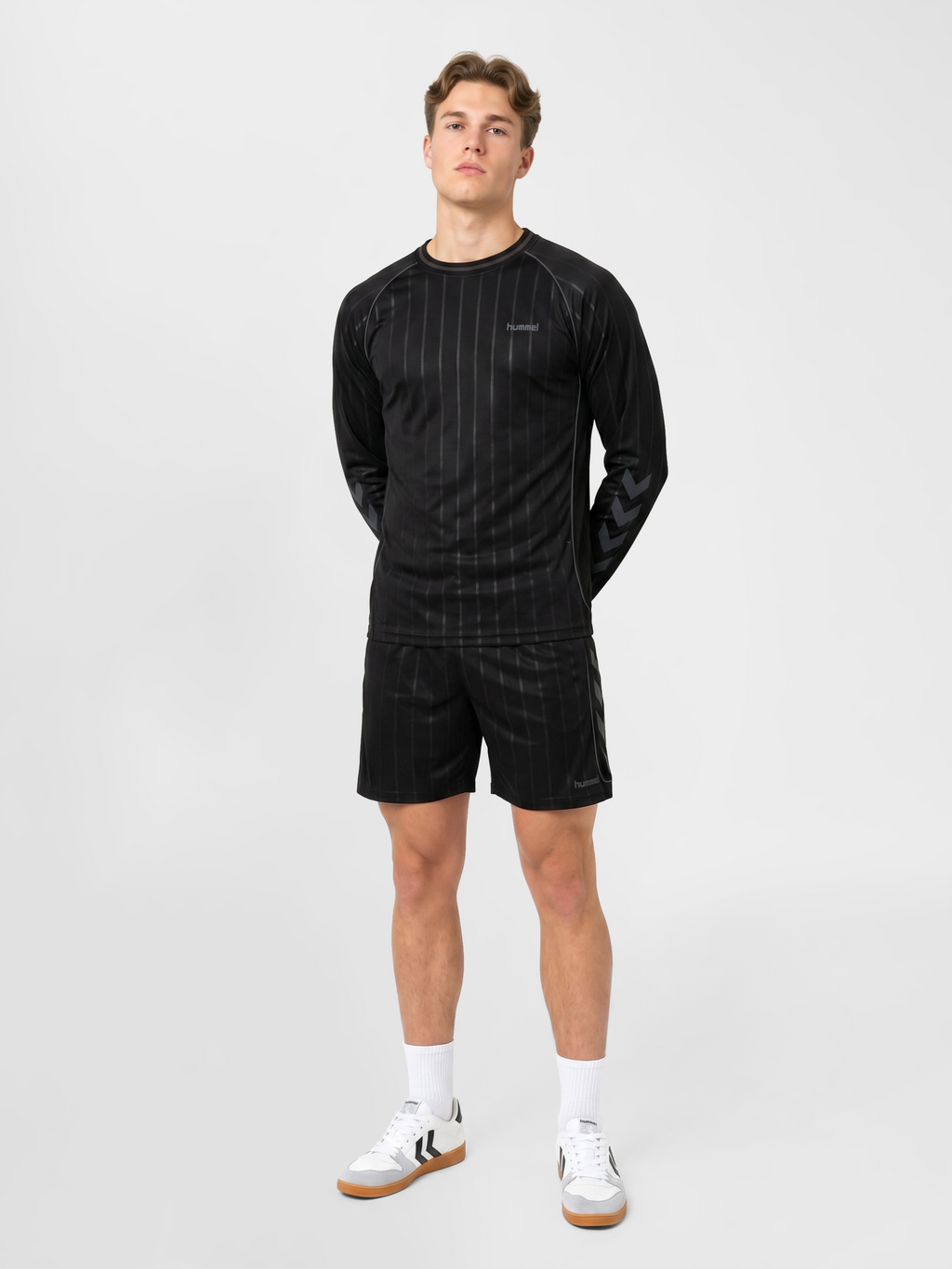 hmlPITCH T-SHIRT L/S