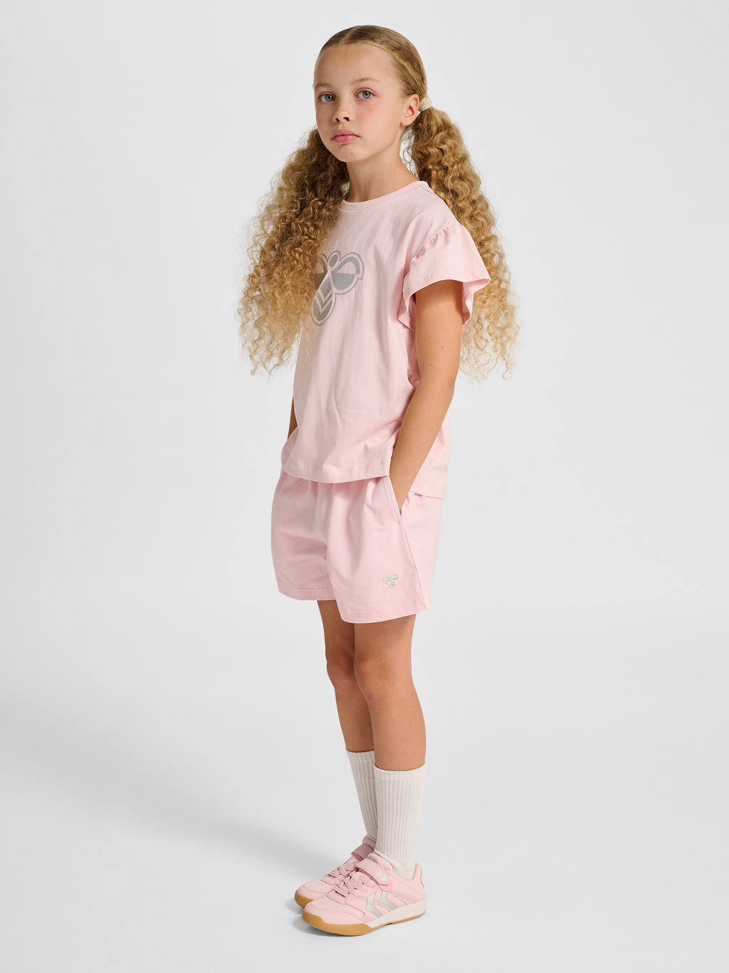 hmlJR RUFFLE T-SHIRT SS BIG BEE