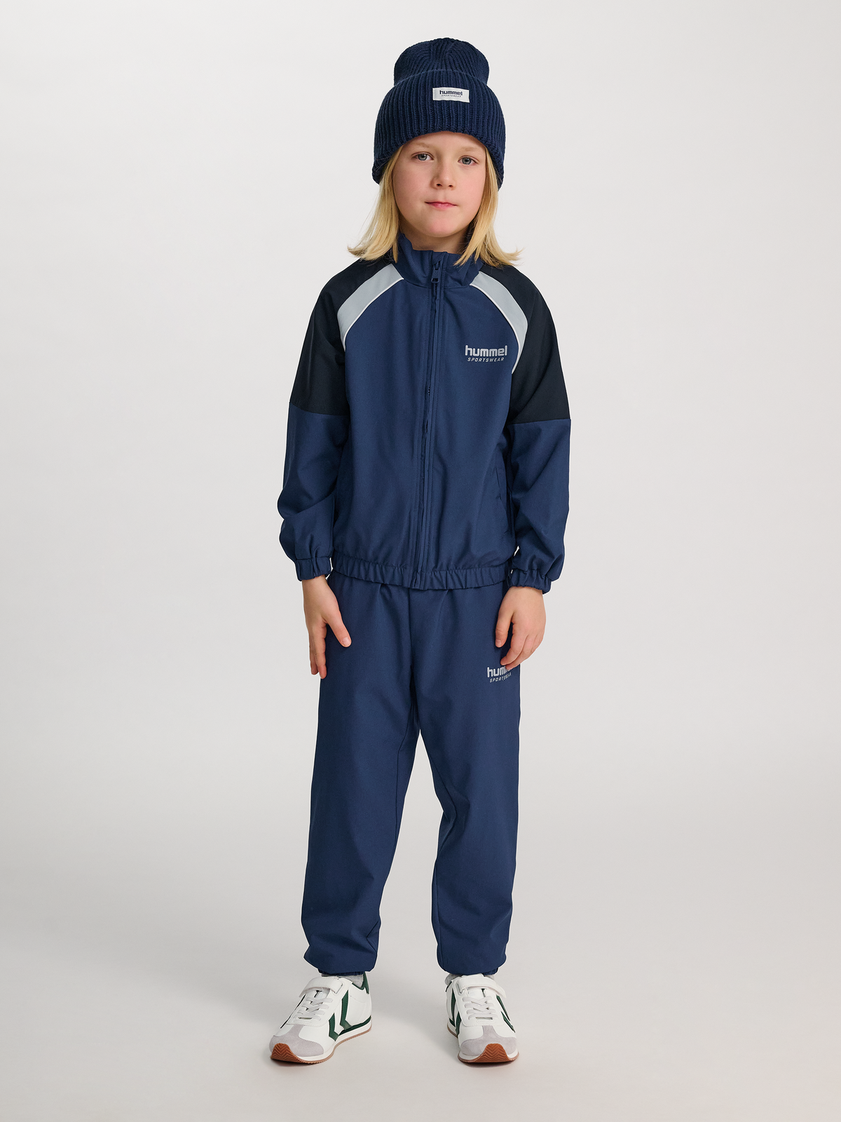 hmlJR LOOSE TRACKSUIT ZIP JACKET