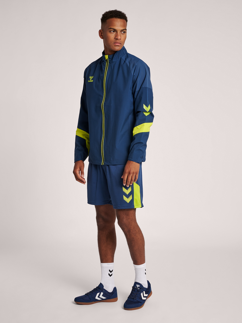 hmlLEAD TRAINING JACKET