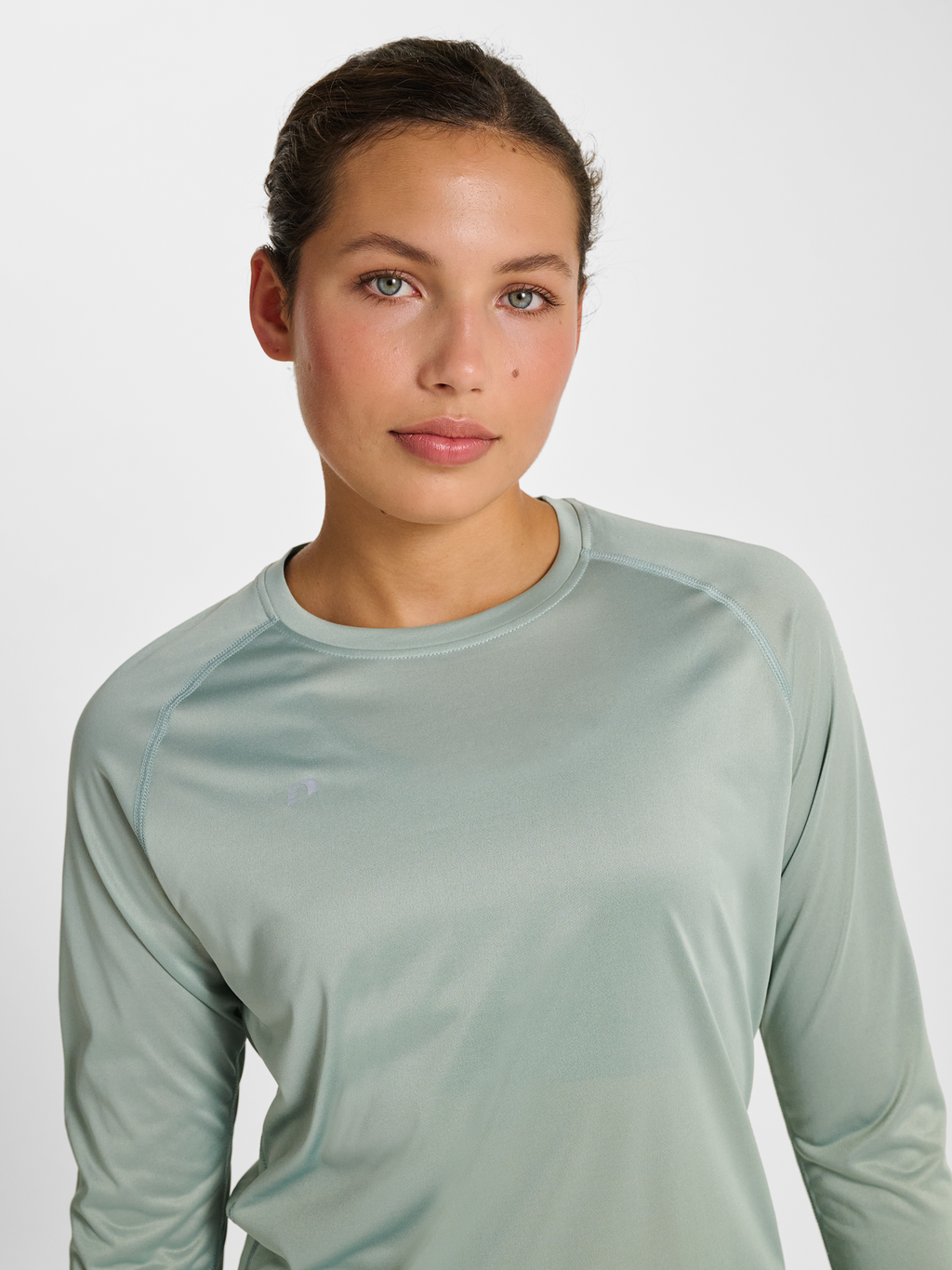 nwlBEAT W T-SHIRT L/S