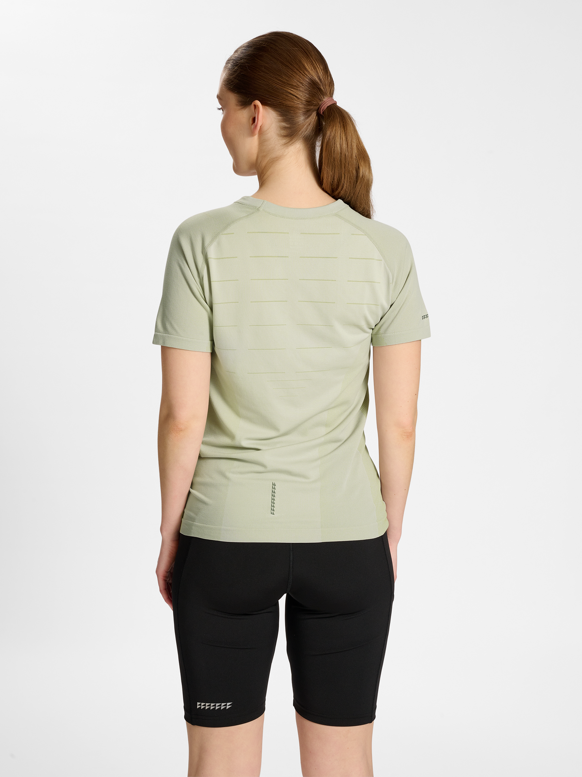 nwlRIVERSIDE SEAMLESS T-SHIRT S/S W