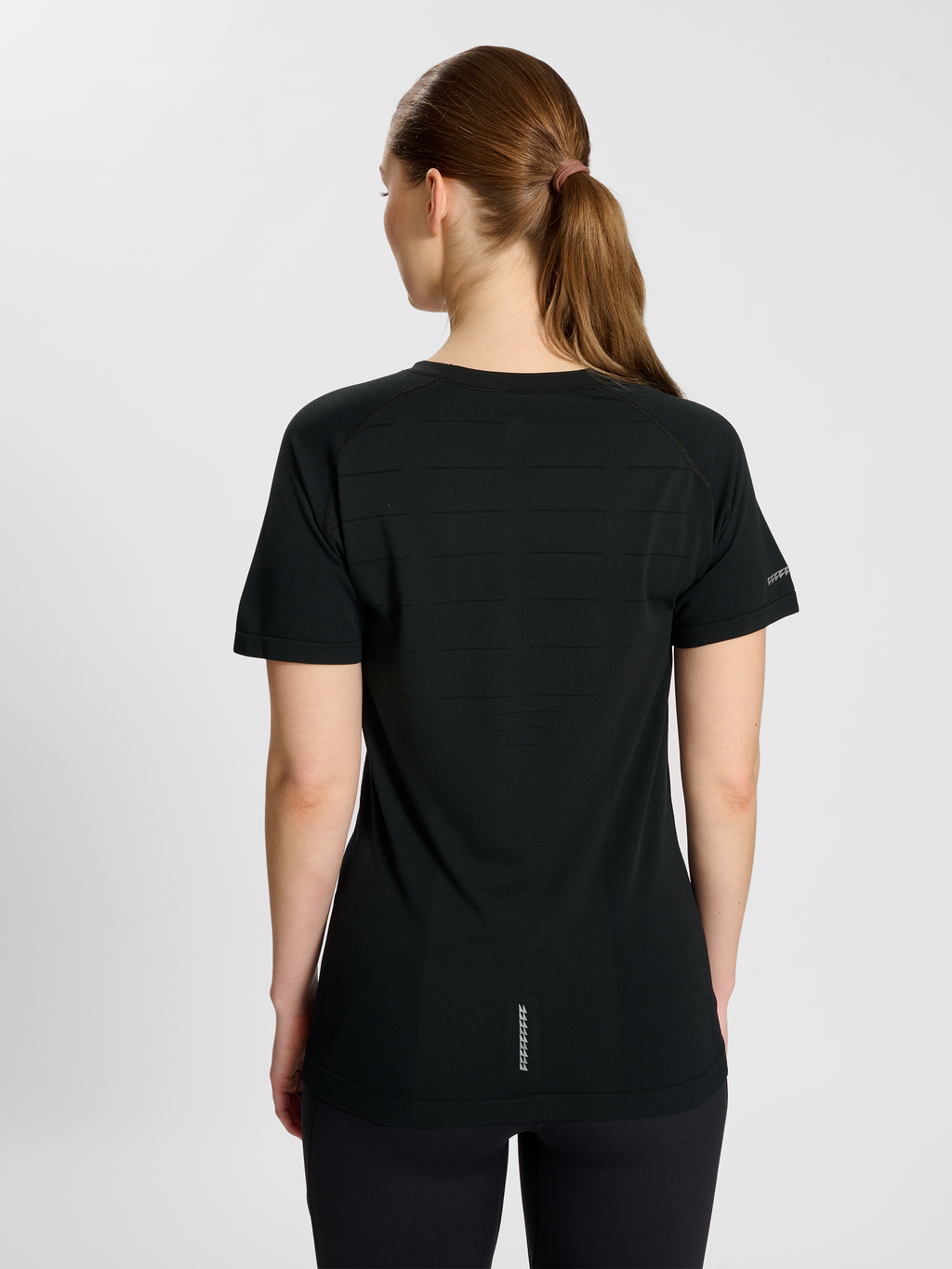 nwlRIVERSIDE SEAMLESS T-SHIRT S/S W