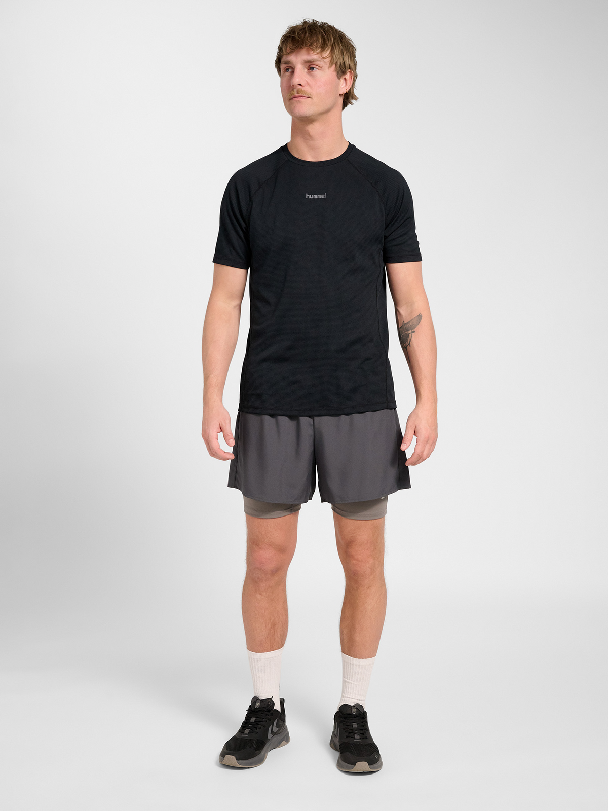 hmlMOMENTUM T-SHIRT S/S