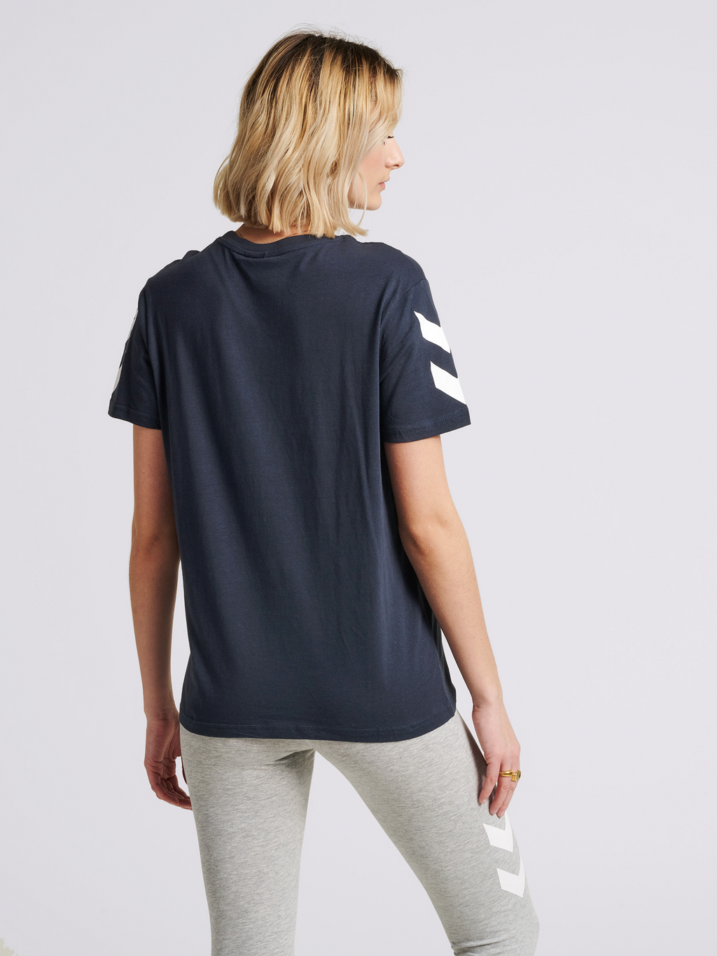 hmlLEGACY CHEVRON T-SHIRT