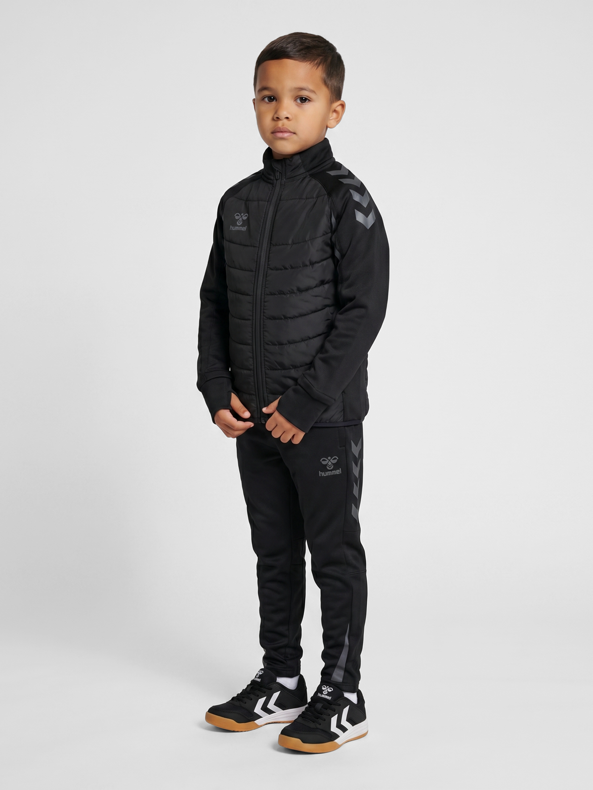 hmlBTC WINTER TRAINING JACKET KID
