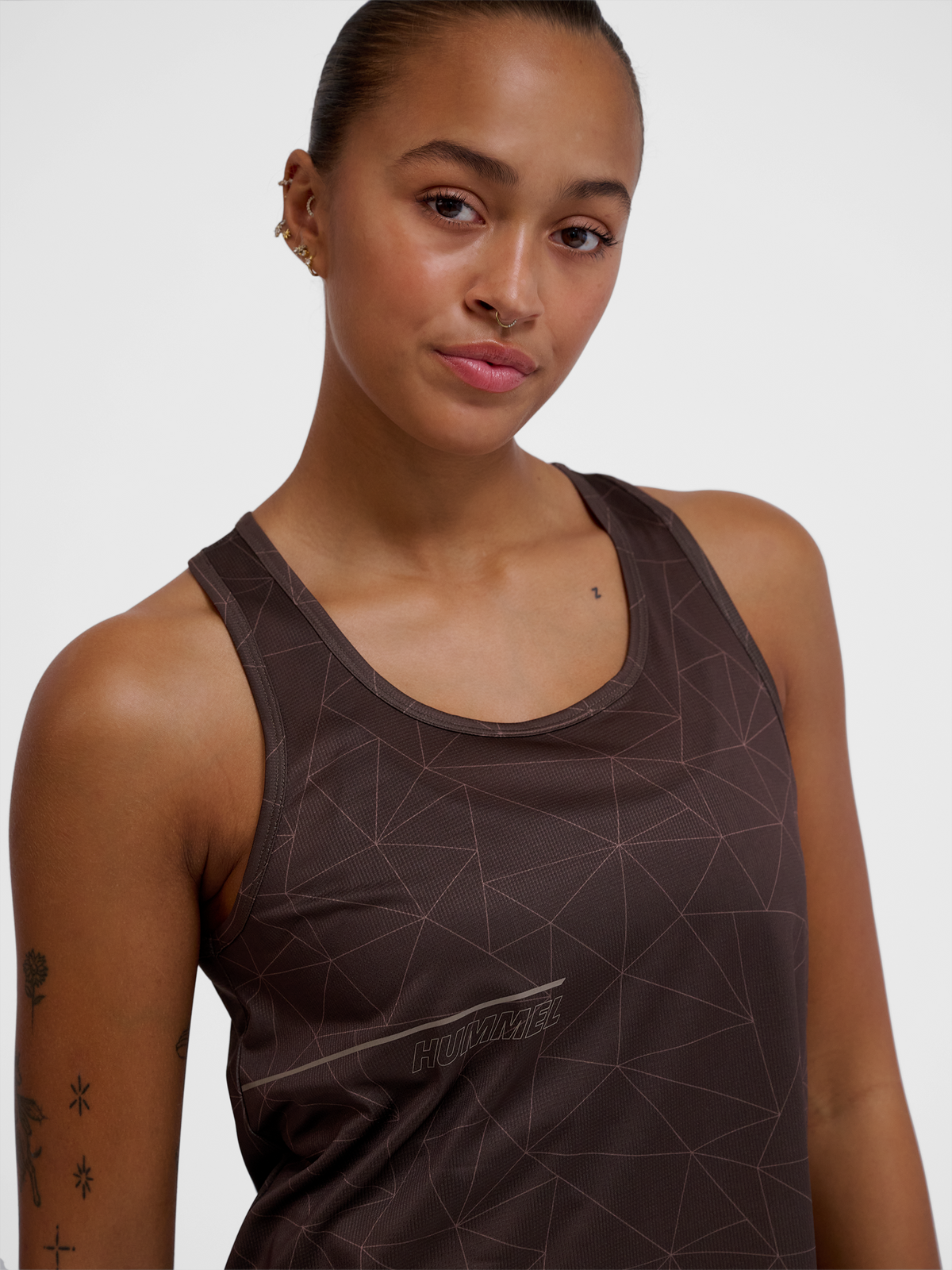 hmlCOURT AOP LIGHT WEIGHT TANKTOP W