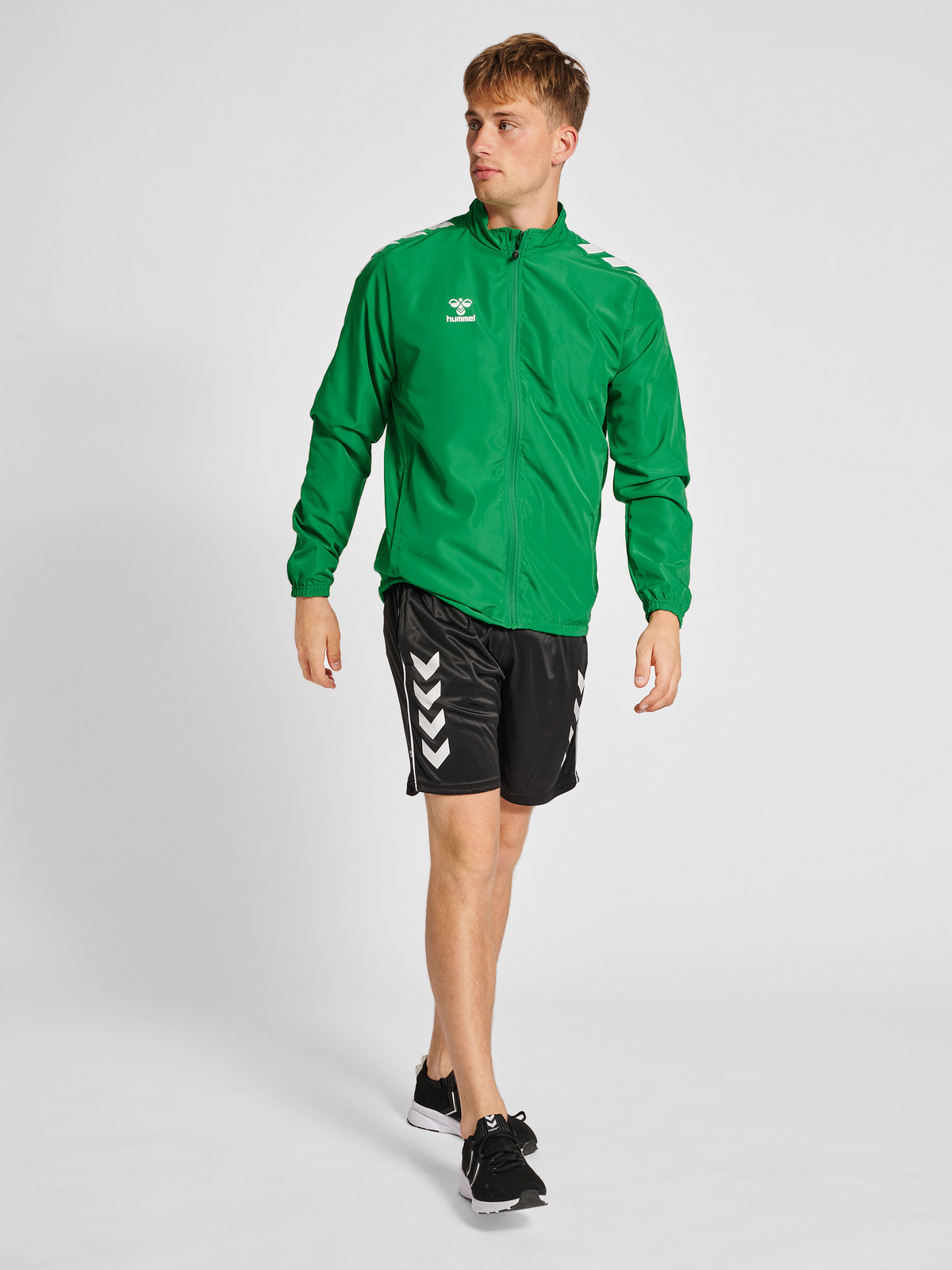 hmlCORE XK MICRO ZIP JACKET