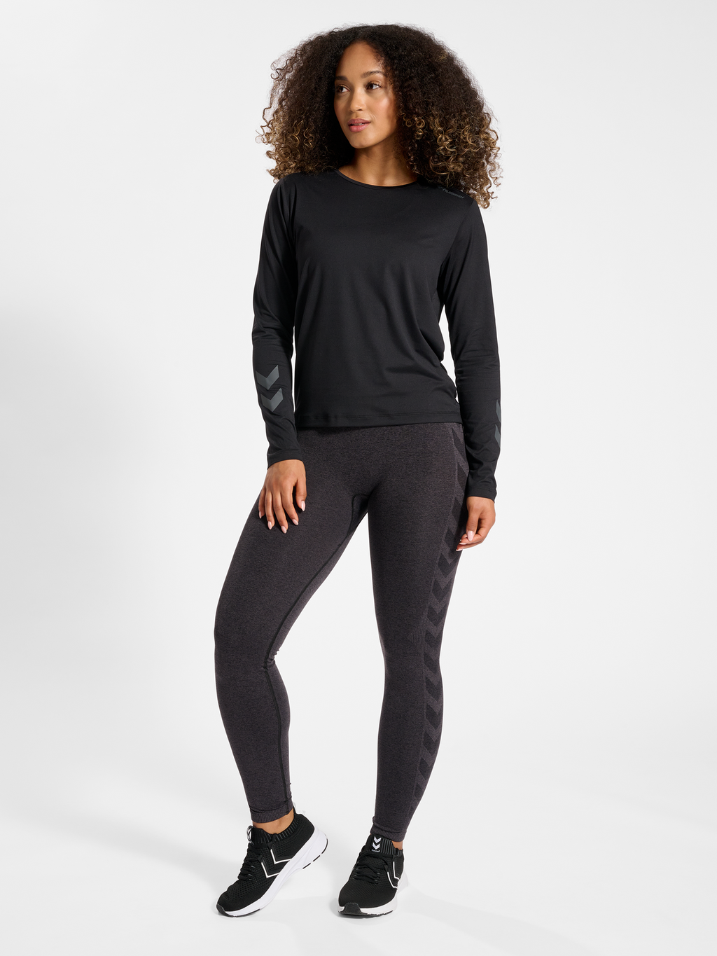hmlMT TAYLOR T-SHIRT L/S