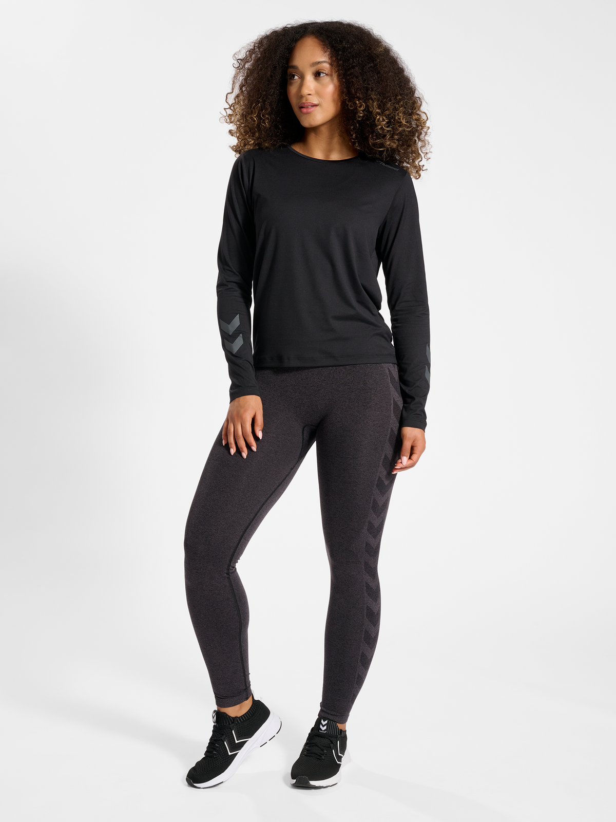 hmlMT TAYLOR T-SHIRT L/S
