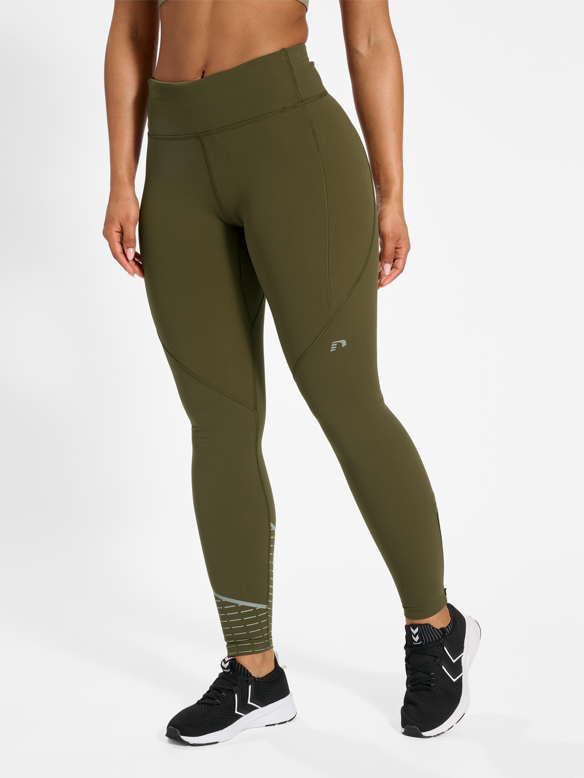 nwlCHICAGO WARM TIGHTS female