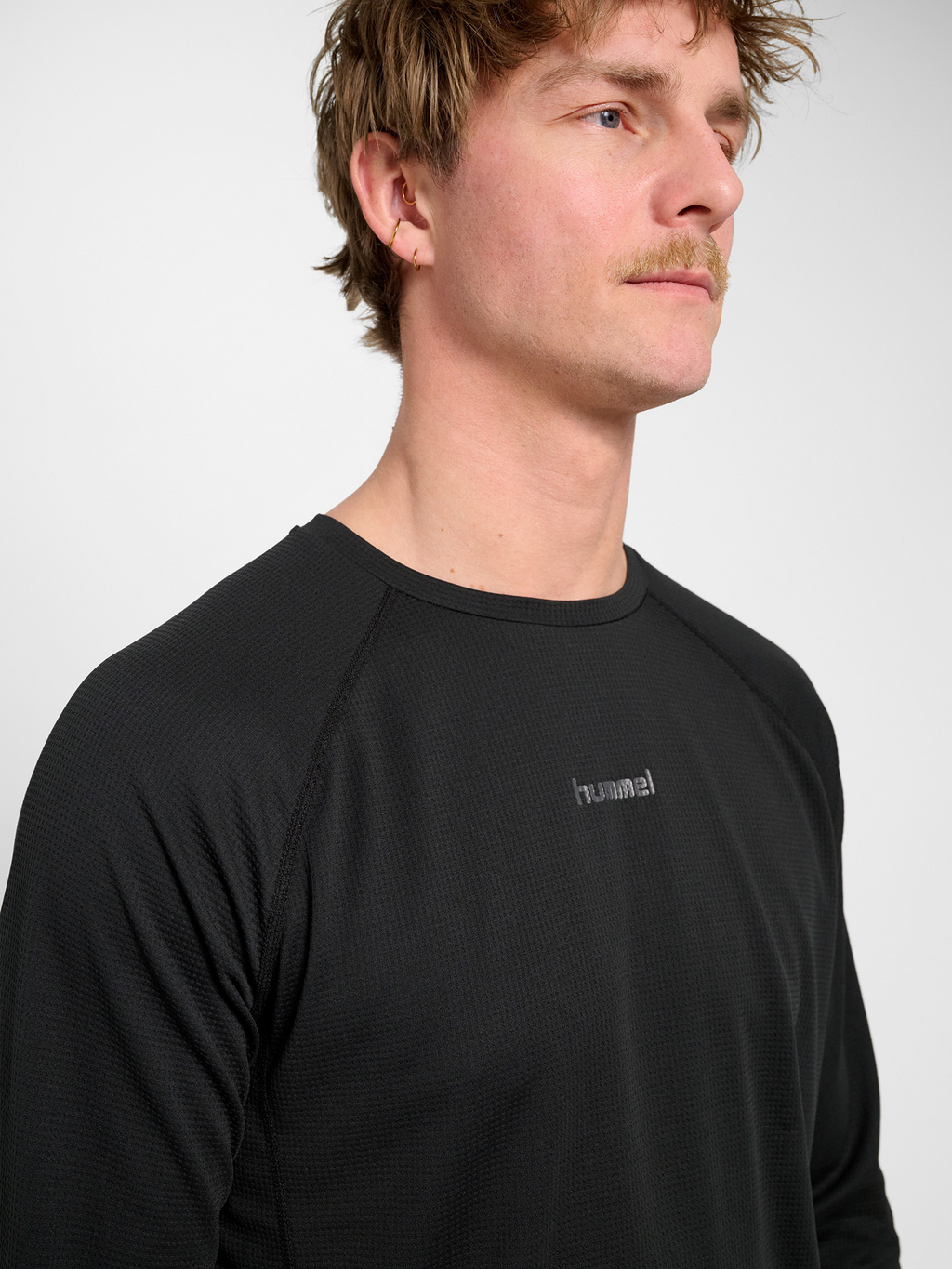 hmlMOMENTUM T-SHIRT L/S