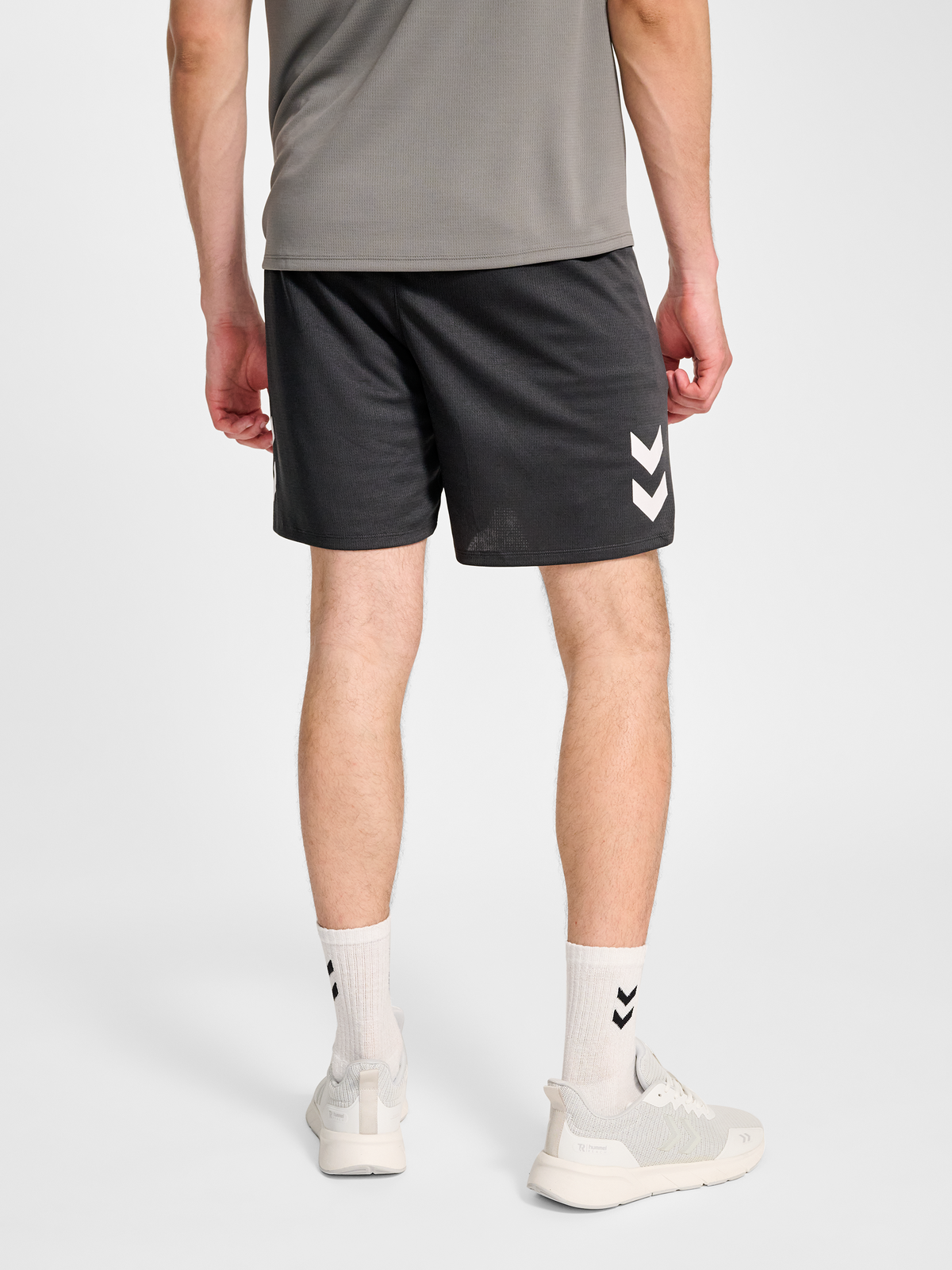 hmlLEAD 2.0 SHORTS