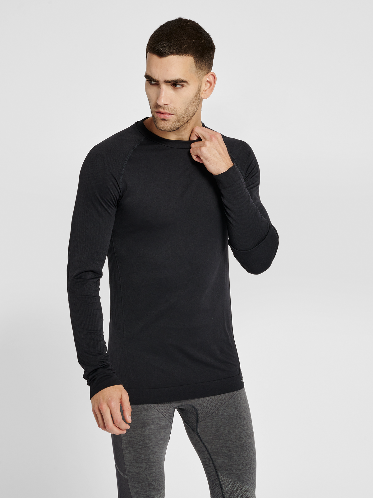 hmlSTROKE SEAMLESS T-SHIRT L/S