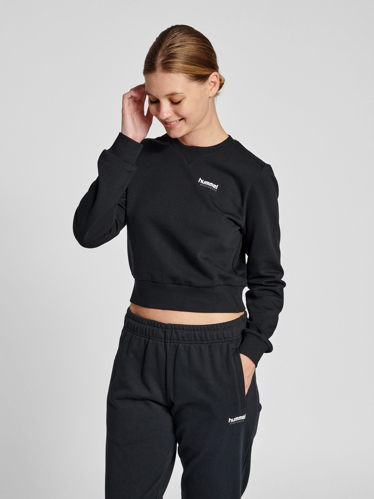 hmlLGC SHAI SHORT SWEATSHIRT