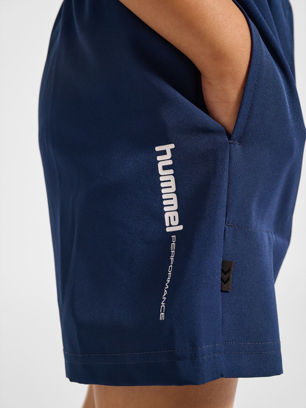 hmlJR PULSE WORKOUT SHORTS