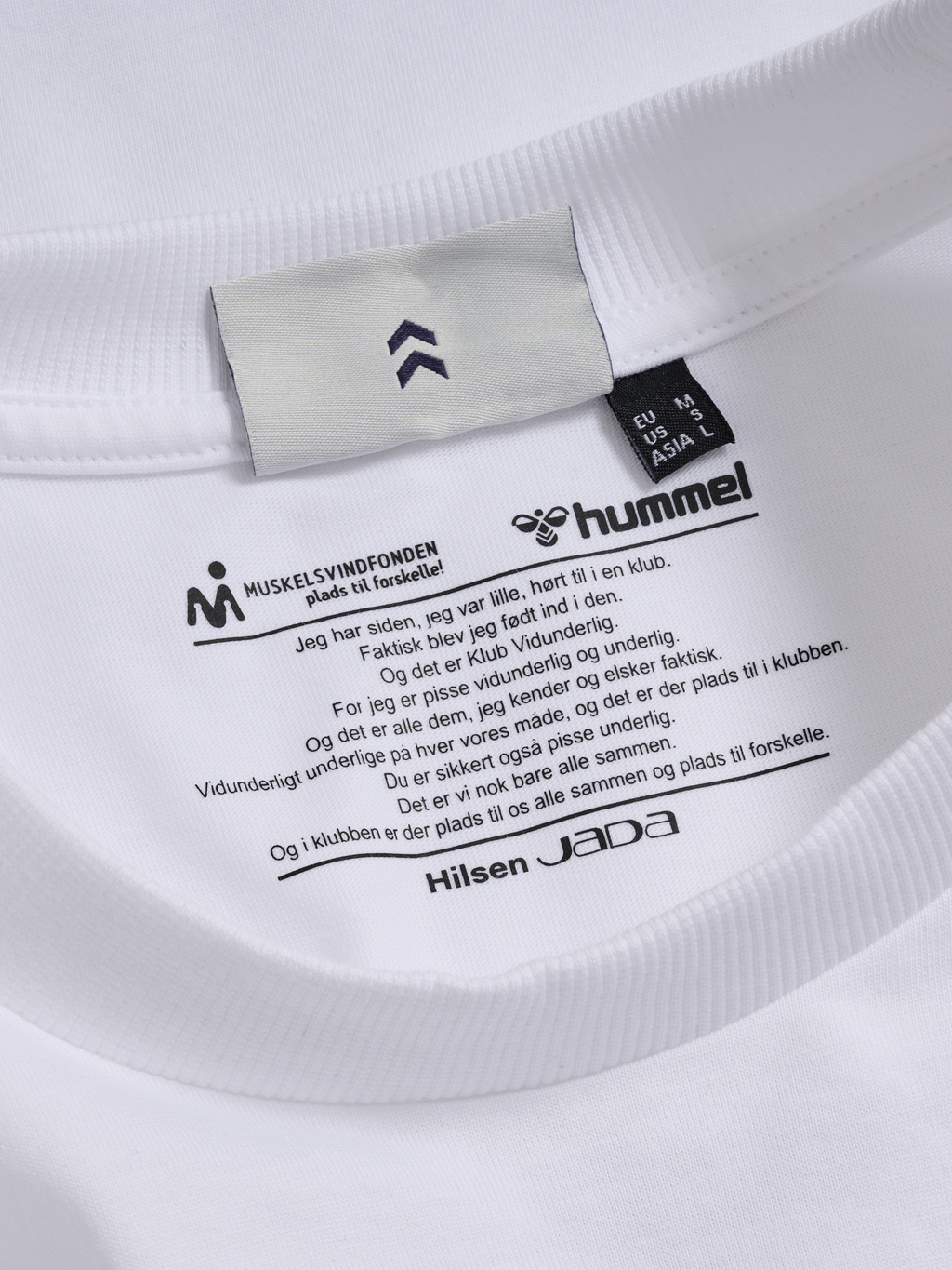 hmlPLADSTILFORSKELLE T-SHIRT S/S