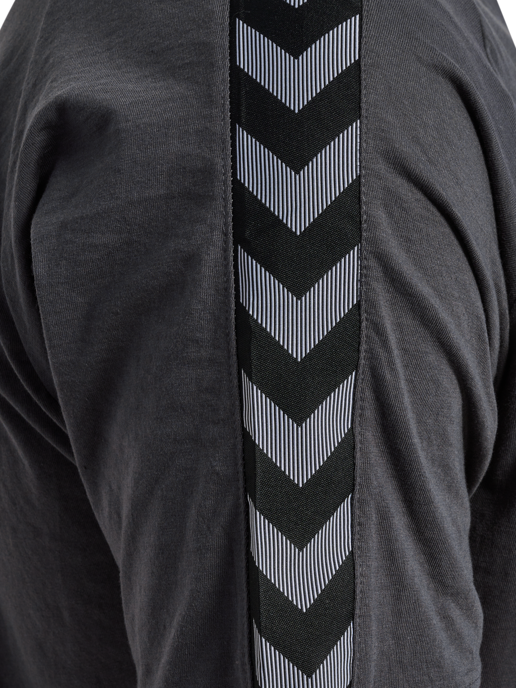 hmlAUTHENTIC TRAINING TEE