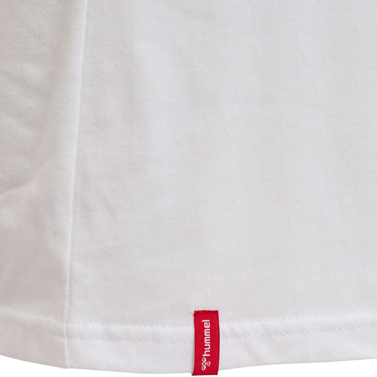 hmlRED BASIC T-SHIRT S/S WOMAN