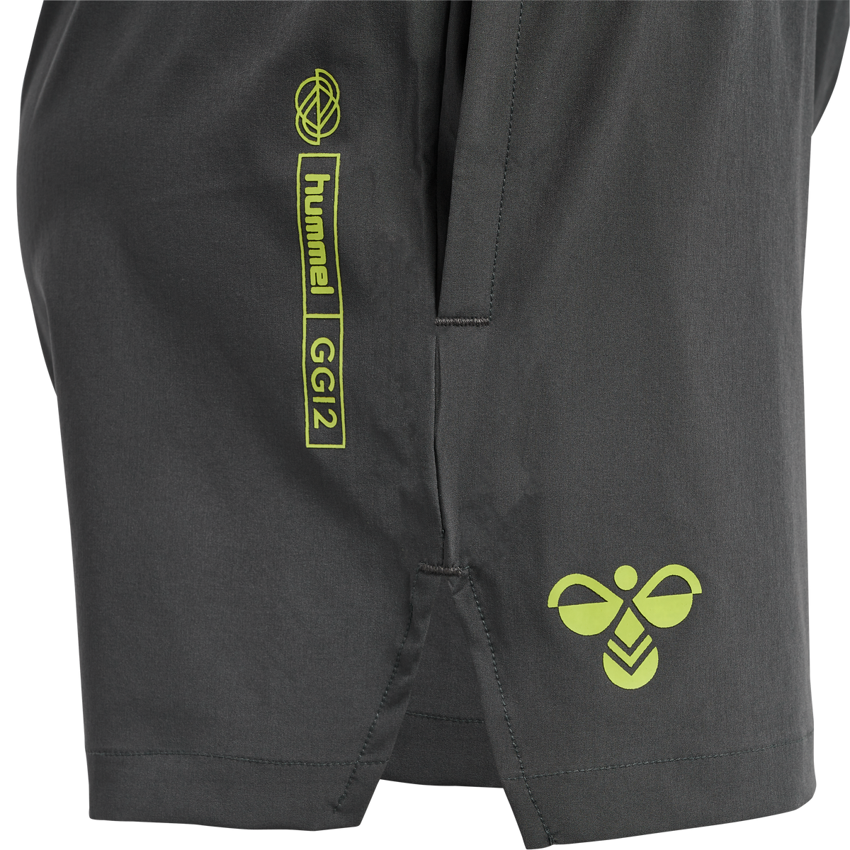 hmlGG12 TRAINING SHORTS WOMAN