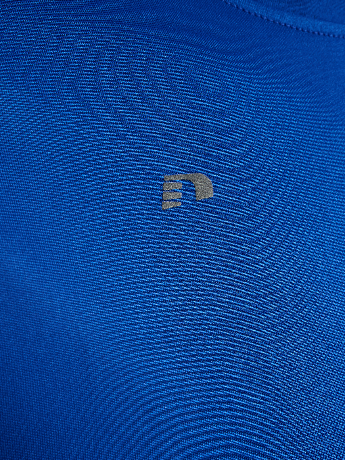 nwlBEAT T-SHIRT