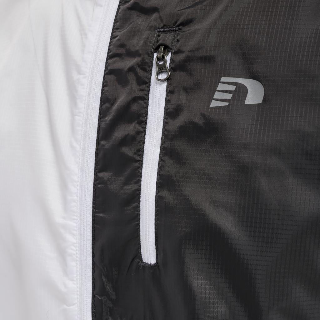 MEN PACKABLE TECH GILET